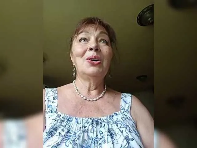 SusyBlair – webcam model profile photo Image 2