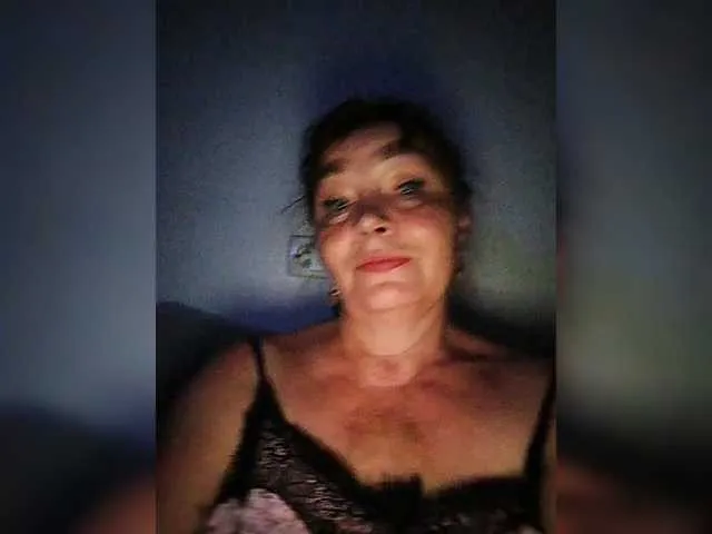 SusyBlair – webcam model profile photo Image 3