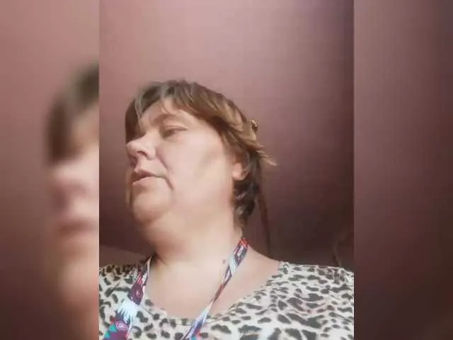 LizzieGreyX – webcam model profile photo Image 17