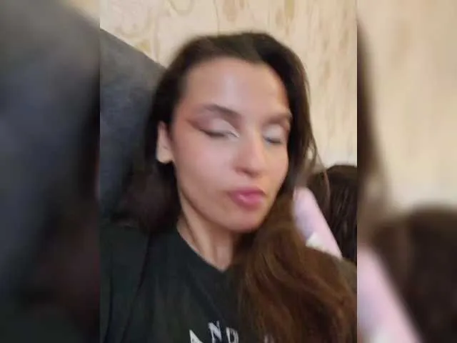 BlondeScarlettx – webcam model profile photo Image 9