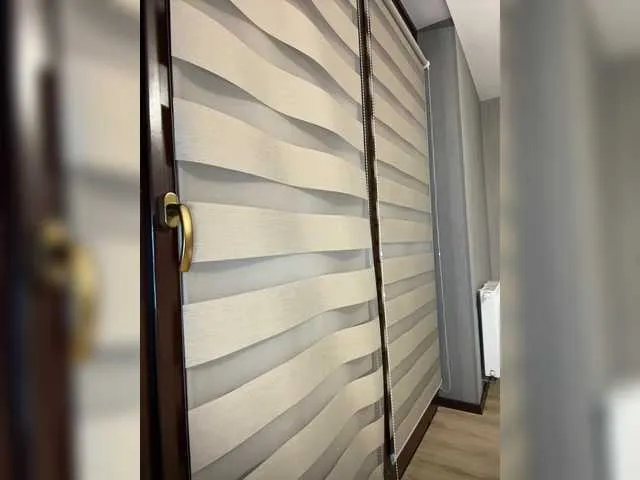 Loli_Belle – webcam model profile photo Image 10