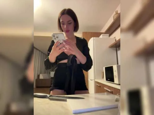 Loli_Belle – webcam model profile photo Image 13