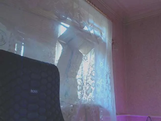 BlondeScarlettx – webcam model profile photo Image 3