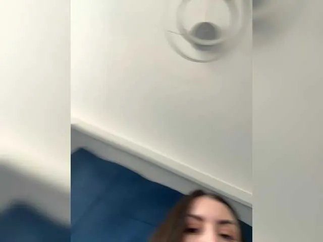 MartinaCroxx – webcam model profile photo Image 16