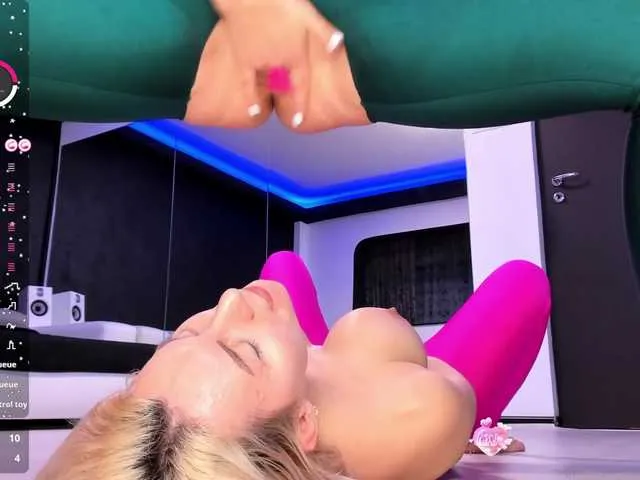 Loli_Belle – webcam model profile photo Image 12