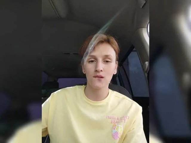 MistressLouUK – webcam model profile photo Image 11