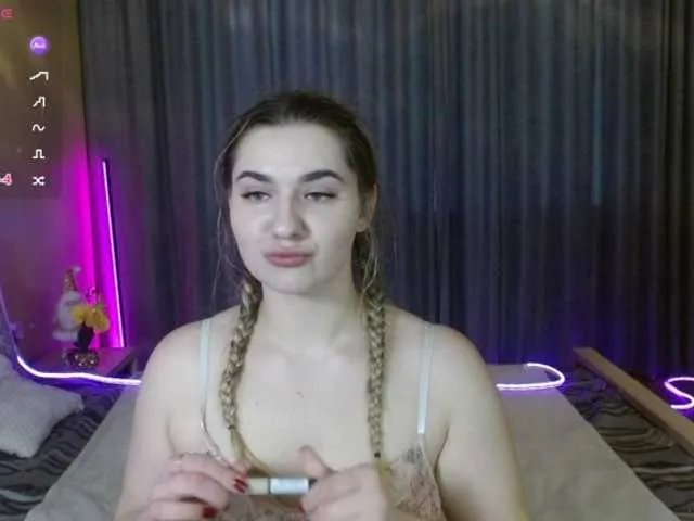 VictoriaMorrone – webcam model profile photo Image 12