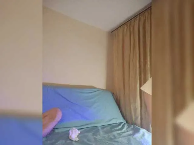 Hotforunow – webcam model profile photo Image 16