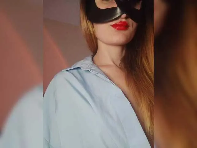 Hotforunow – webcam model profile photo Image 8