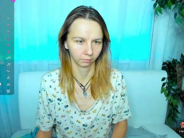 French-Eyes – webcam model profile photo Image 14