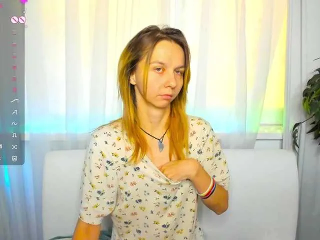 French-Eyes – webcam model profile photo Image 19