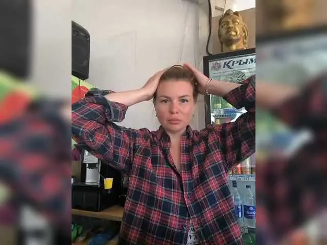 blondeangel_4u2 – webcam model profile photo Image 15