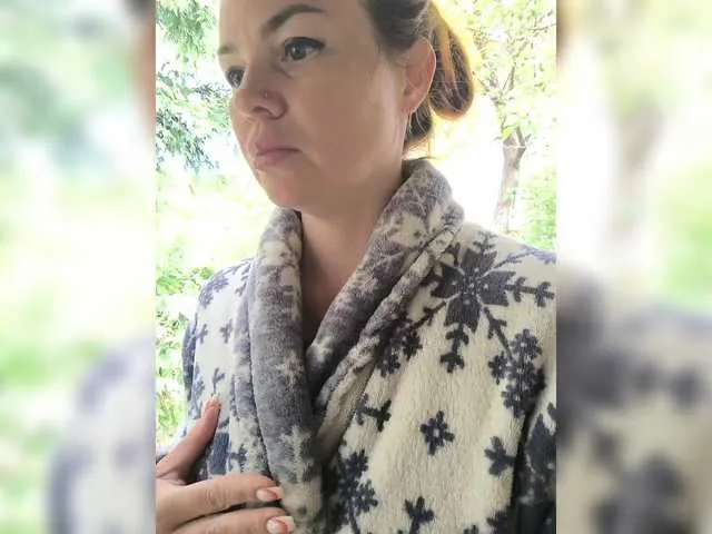 blondeangel_4u2 – webcam model profile photo Image 7