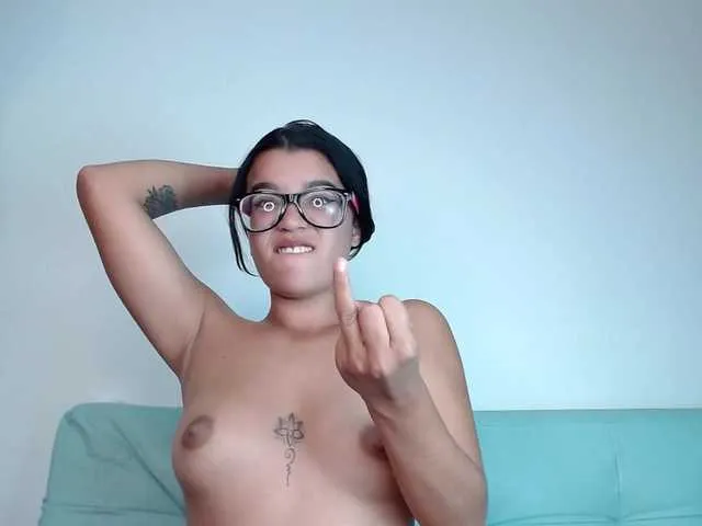 BlondeScarlettx – webcam model profile photo Image 7