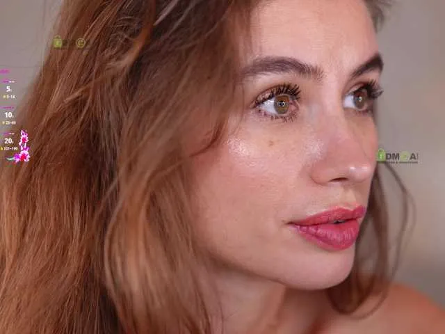 LoraDevine – webcam model profile photo Image 16