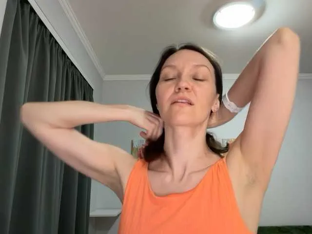 BlondeScarlettx – webcam model profile photo Image 12