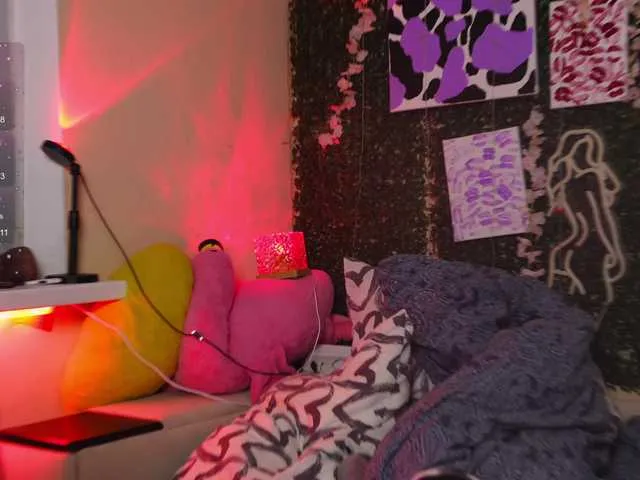 Carrie1337 – webcam model profile photo Image 7