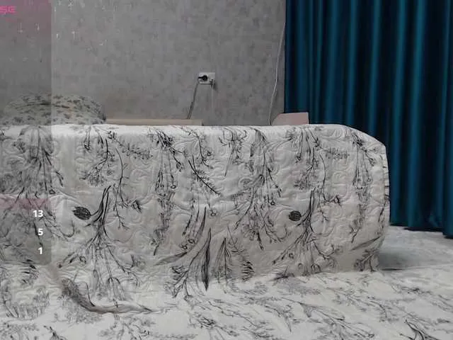 bunny_blonde – webcam model profile photo Image 10