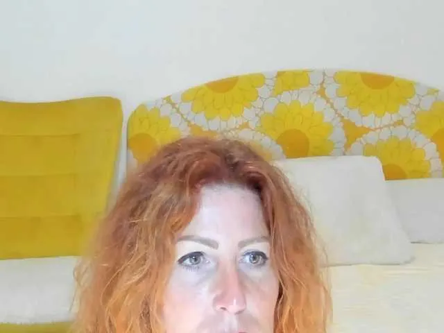 BritishPenelope – webcam model profile photo