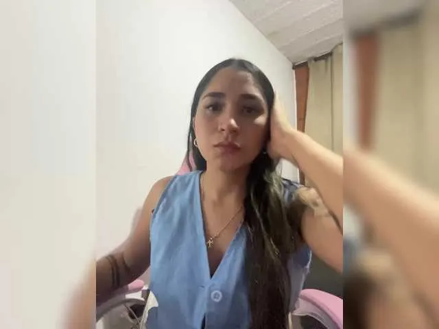 DorisCream – webcam model profile photo Image 12