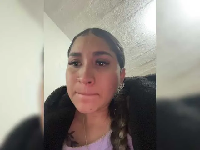 DorisCream – webcam model profile photo Image 15