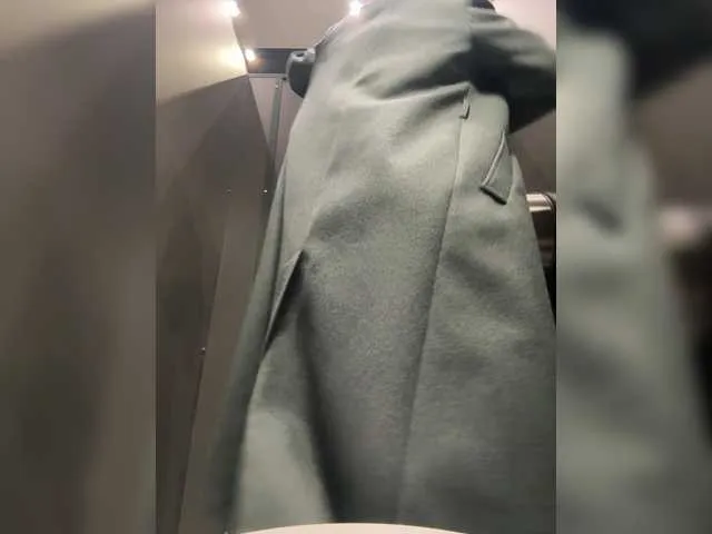 SelennaMoon – webcam model profile photo Image 18