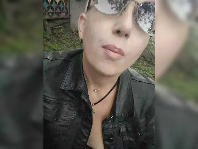 PrettyKatea – webcam model profile photo Image 18