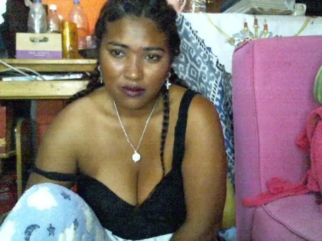 pevicha – webcam model profile photo Image 6