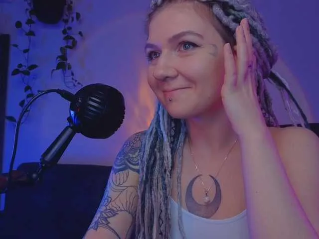 blondeambitionnn – webcam model profile photo Image 5