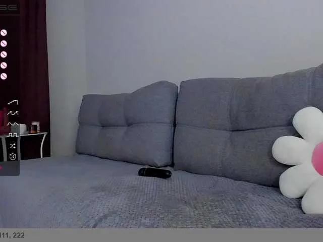 bunny_blonde – webcam model profile photo Image 12