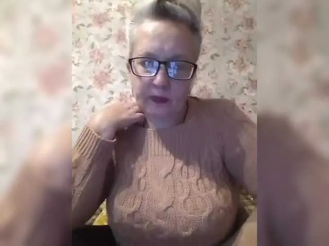 SelennaMoon – webcam model profile photo Image 18