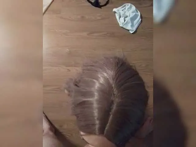 LoraDevine – webcam model profile photo Image 7