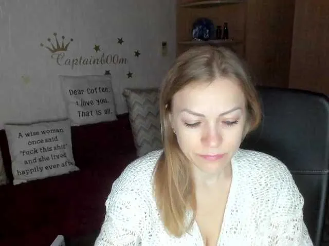 lana-lubov – webcam model profile photo Image 19