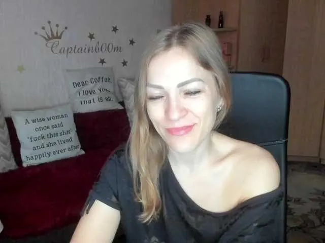 lana-lubov – webcam model profile photo Image 6