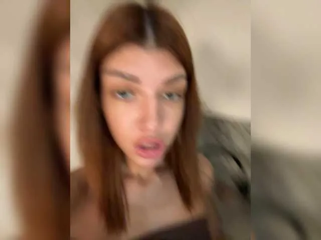 SusyBlair – webcam model profile photo Image 15