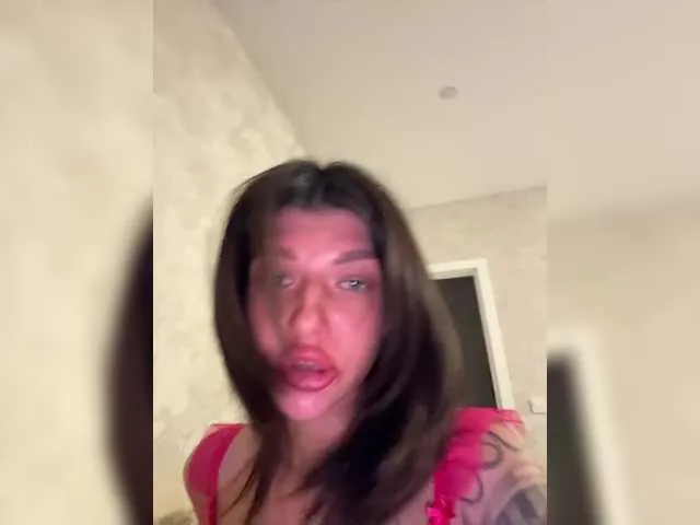 SusyBlair – webcam model profile photo Image 4