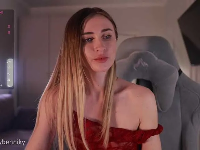 DoriDeluxe66 – webcam model profile photo Image 5