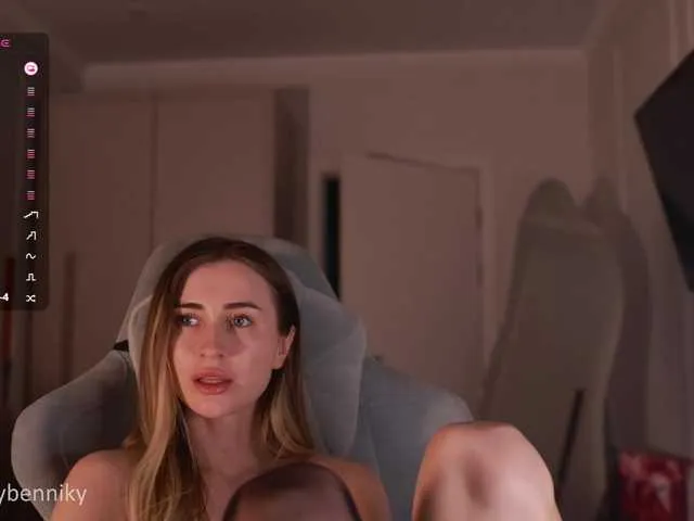 DoriDeluxe66 – webcam model profile photo Image 7