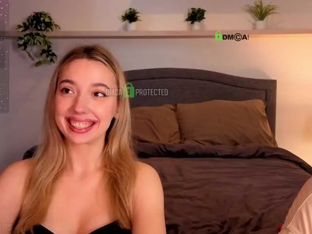 TyleneBuck – webcam model profile photo Image 11