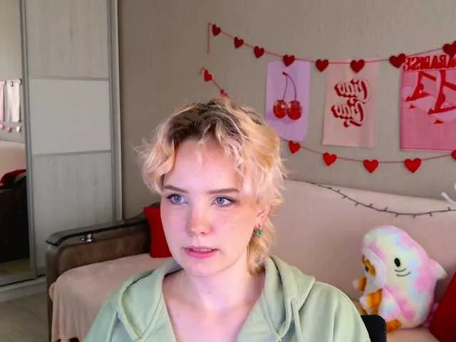 Lyalya7771 – webcam model profile photo Image 8