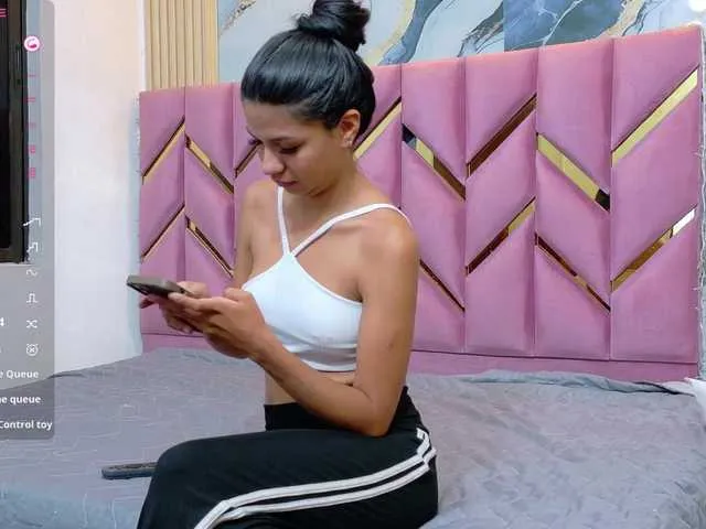 bridgetjean – webcam model profile photo Image 18