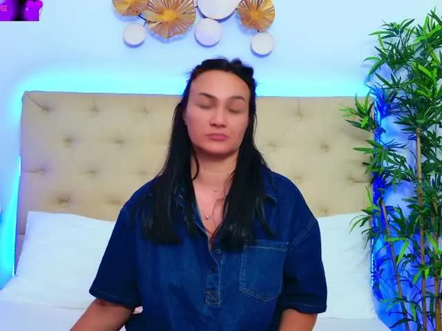 VioletchelseaBabesatation – webcam model profile photo Image 9