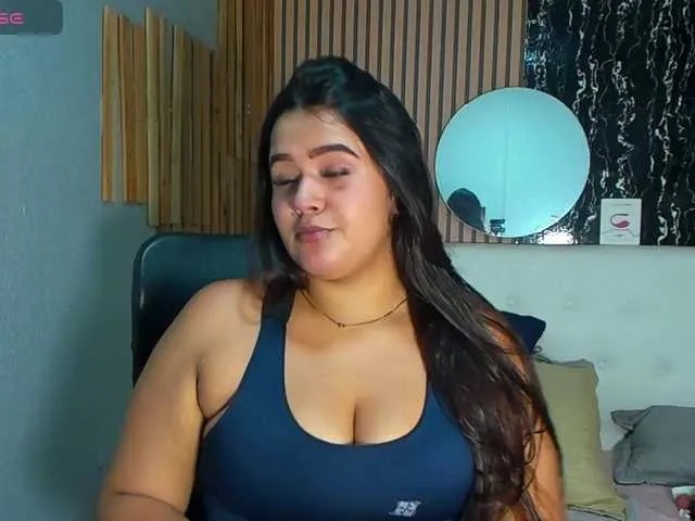 LizzieGreyX – webcam model profile photo Image 3