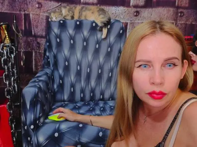 BabeBeth40 – webcam model profile photo Image 6