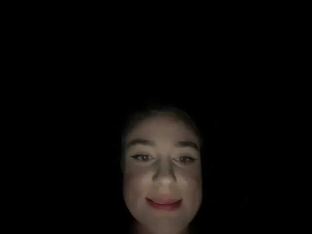 blondeangel_4u2 – webcam model profile photo Image 9