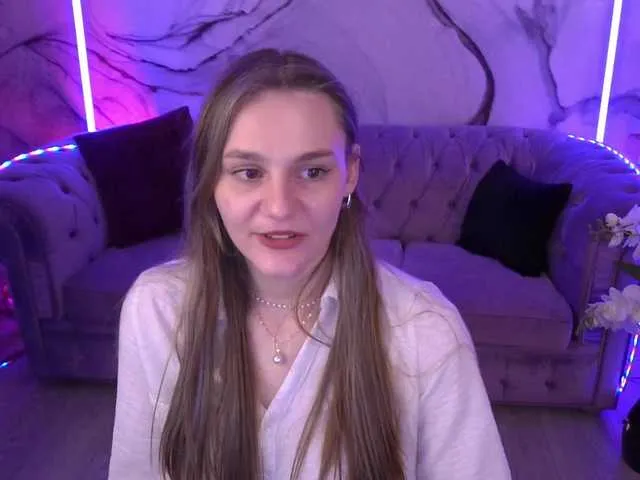 ChelseaBlondeUK – webcam model profile photo Image 9