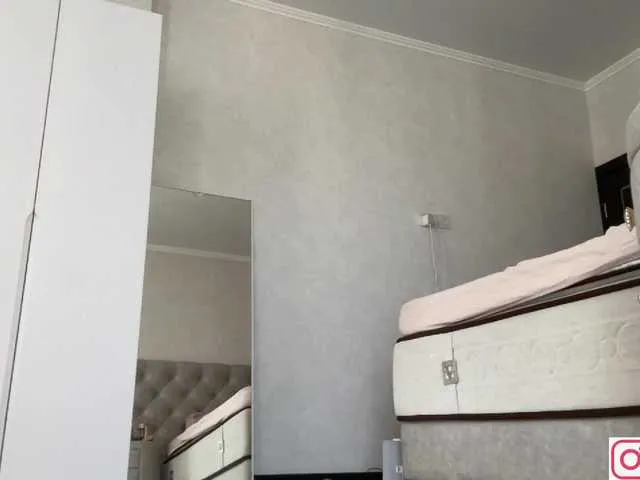 SusyBlair – webcam model profile photo Image 18