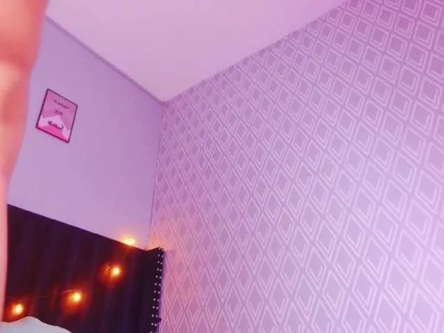 Loli_Belle – webcam model profile photo Image 12