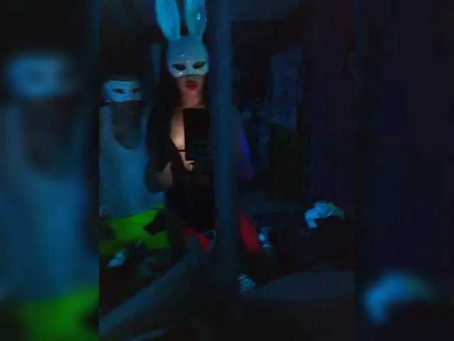 LanaBlondeBush – webcam model profile photo Image 8