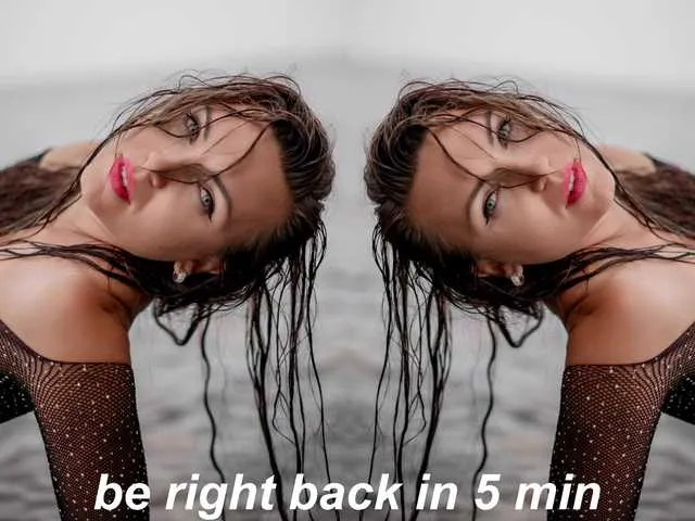 SelennaMoon – webcam model profile photo Image 3